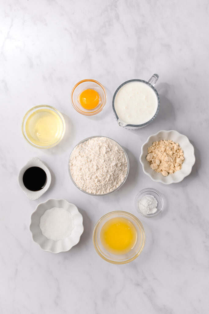 10 ingredients for ultra fluffy buttermilk pancakes