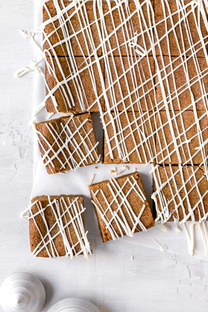 christmas blondies with white chocolate drizzled on top