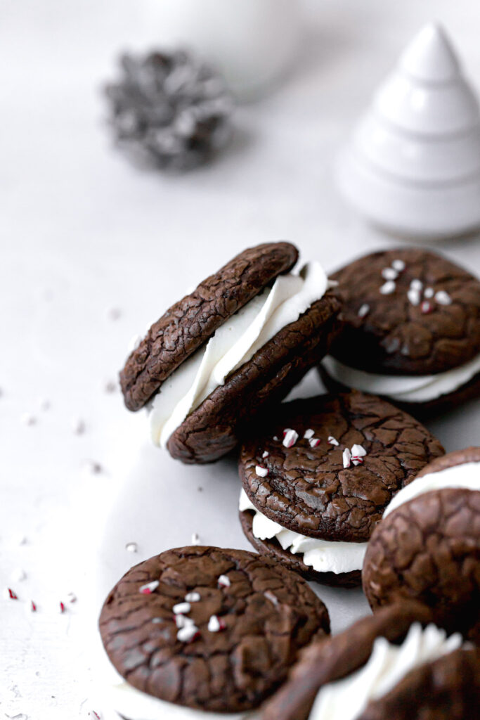 peppermint mocha cookie leaned up against other cookies