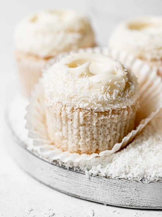 Coconut Cupcakes with Coconut Cream Cheese Frosting