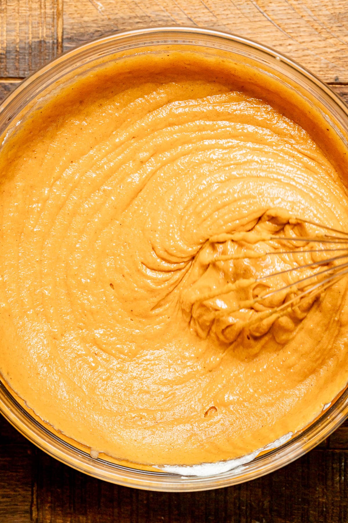 pumpkin cake batter in bowl.