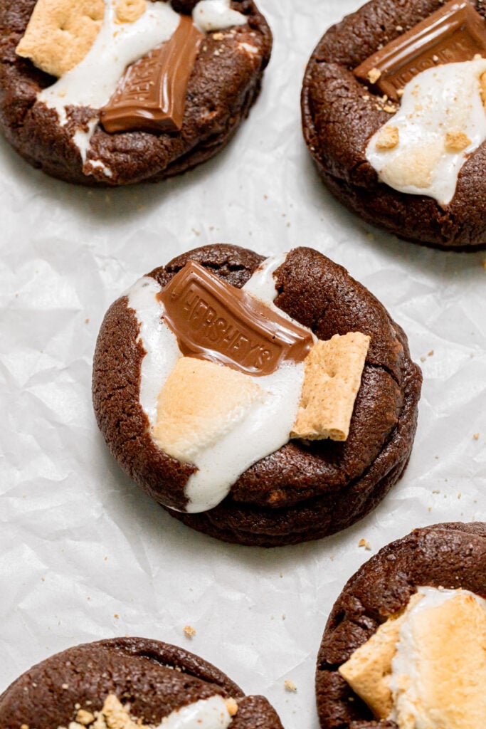 baked cookies on baking sheet.